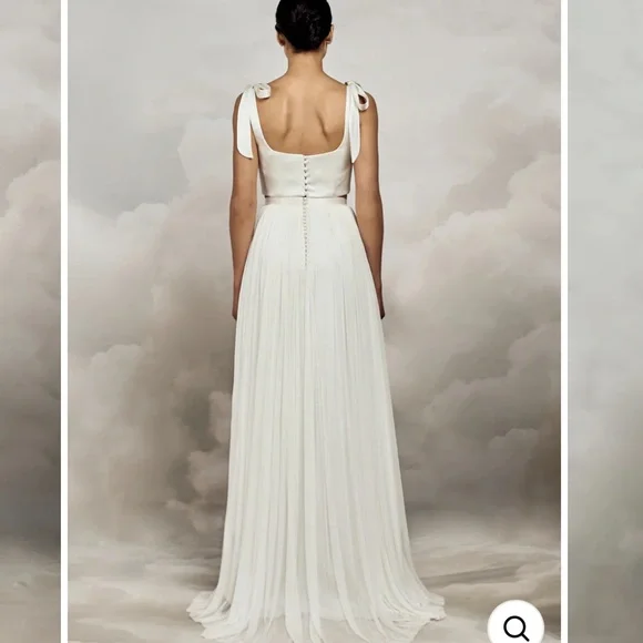 Catherine Deane Anika Skirt. NWT. Size US 0. Color oyster/ivory. Wedding